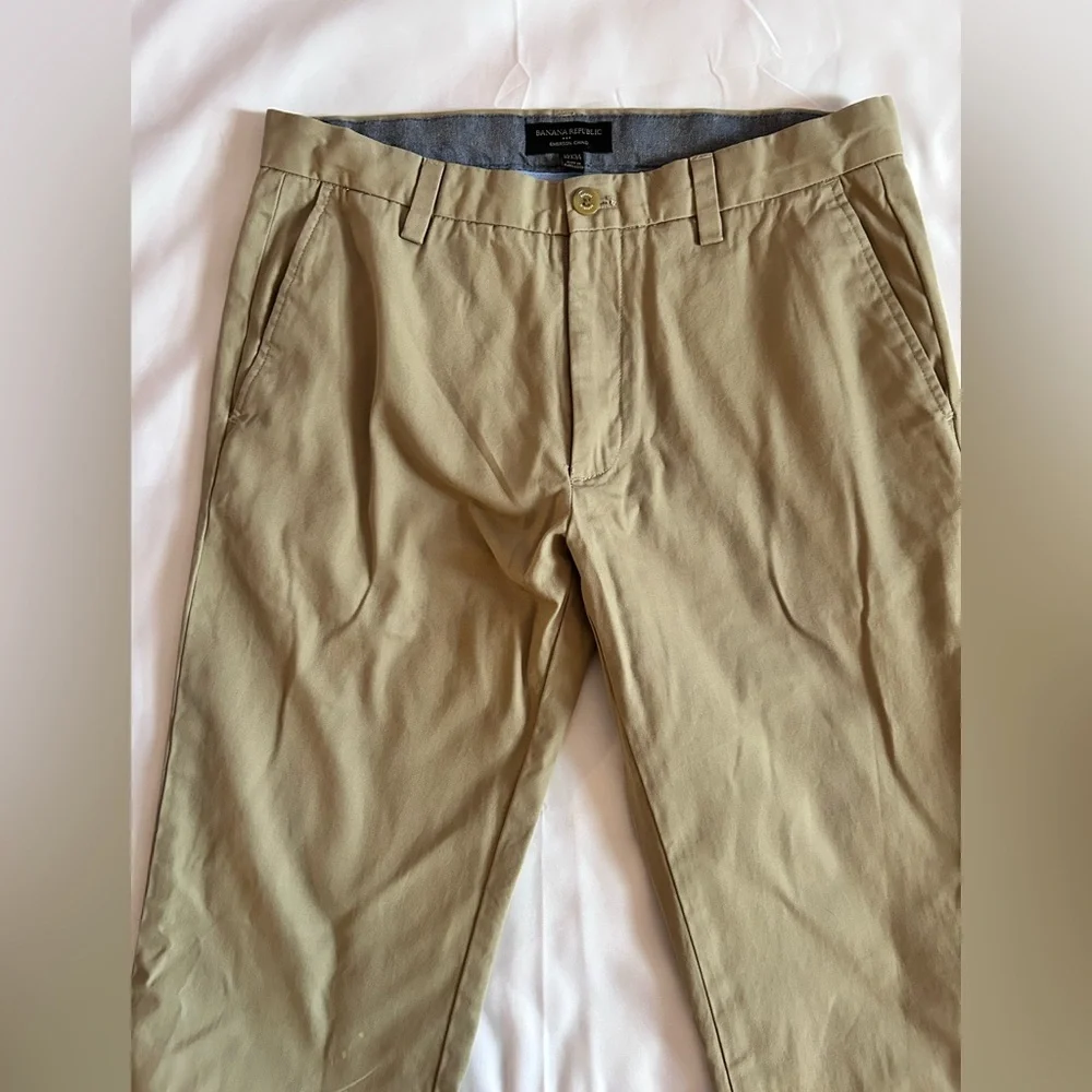 Men's Banana Republic Emerson Tan Chinos Size 32 x 34